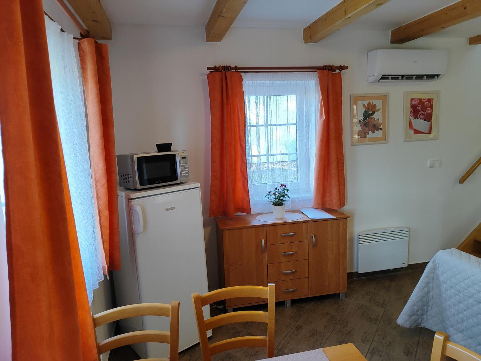 Chaty Kolodeje - Ubytovani U Reky V Soukromem Arealu-Orange Kolodeje nad Luznici Exterior foto